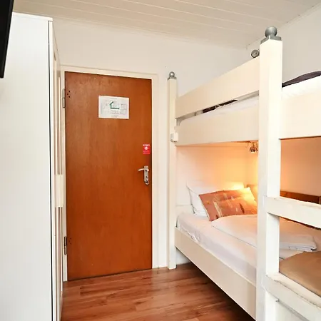 Self Check In Nordstern Hotel 2*