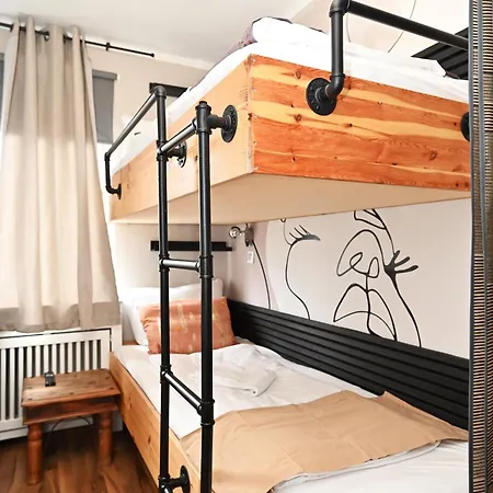 Self Check In Nordstern Hotel 2*