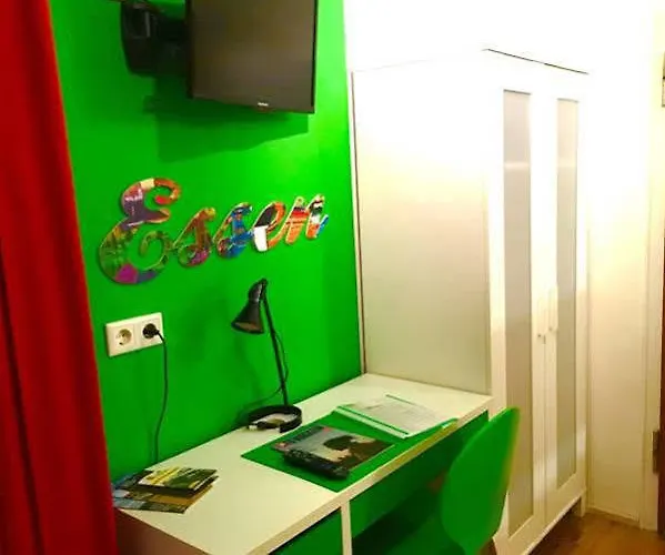 Self Check In Nordstern Otel 2*